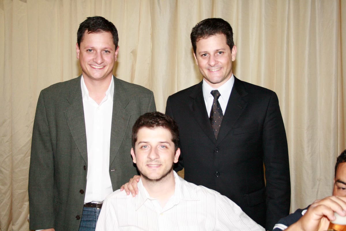 Renato com os irmãos Rogério e Ricardo